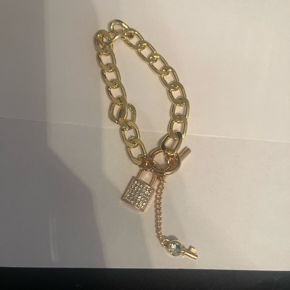Gold Plated Lock & Key Bracelet - Picture 4 of 5